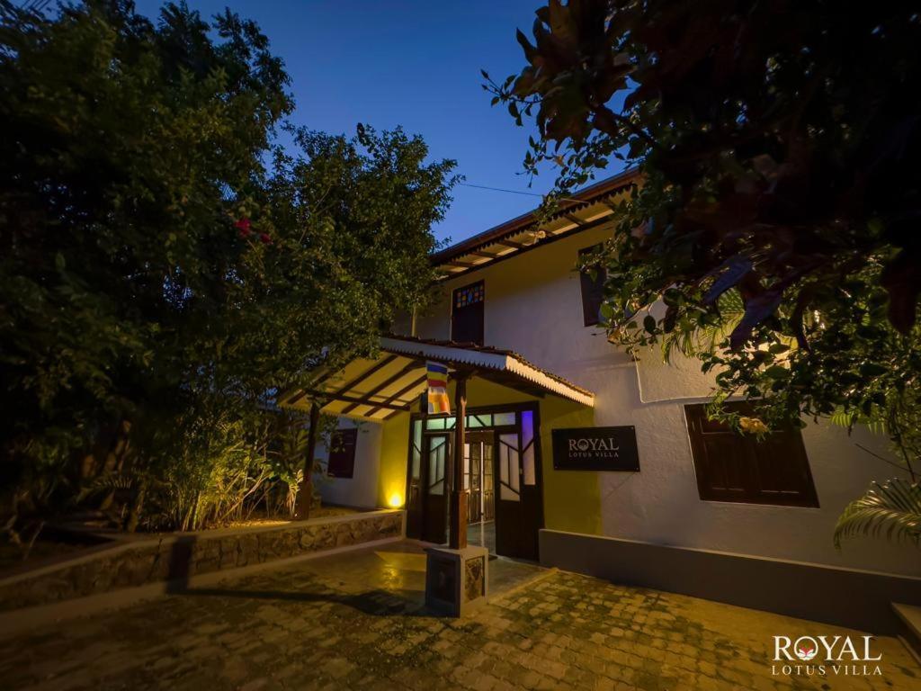Royal Lotus Villa - Full Villa Rate Unawatuna Exteriör bild